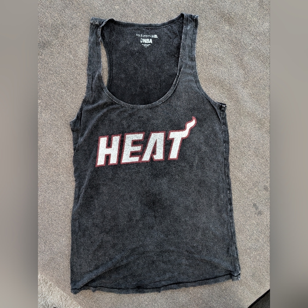 5th & Ocean NBA Miami Heat Women's Tank - Size S NWOT